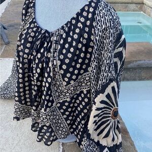 Free People Black and Cream Floral Blouse Top Boho XS Extra Small
